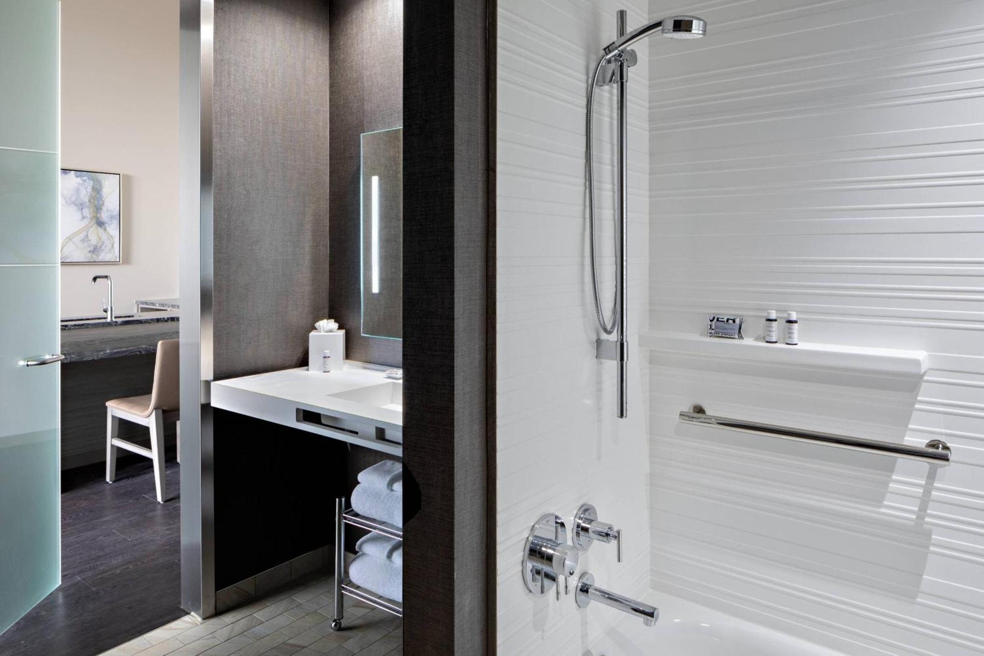 Ac Hotel By Marriott Grand Rapids Downtown Εξωτερικό φωτογραφία