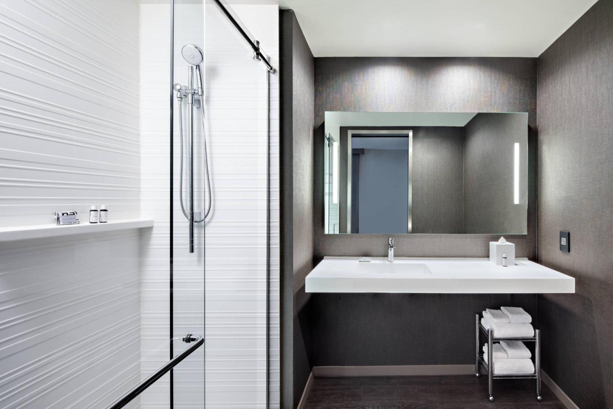 Ac Hotel By Marriott Grand Rapids Downtown Εξωτερικό φωτογραφία
